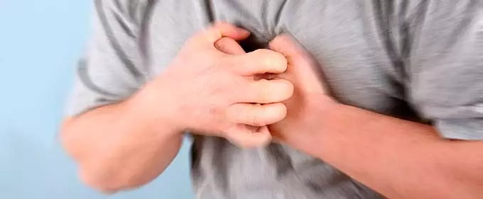 Гипертонический криз сильная боль в груди