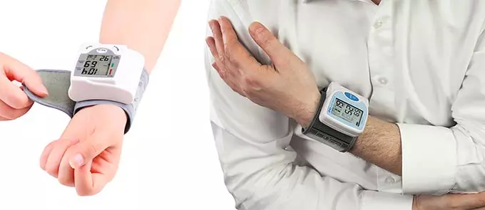 Особенности выбора тонометра для измерения АД на запястье запястный тонометр