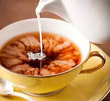 Чай с молоком